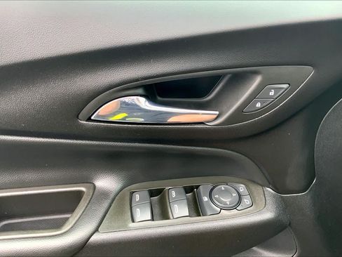 Used 2023 Chevrolet Equinox LT AWD/4WD image 35