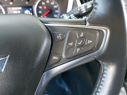 Used 2021 Chevrolet Equinox LT image 19