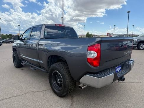 Used 2017 Toyota Tundra SR5 RWD image 9