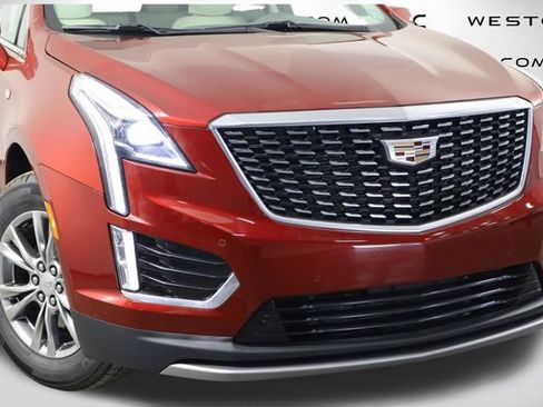 Used 2021 Cadillac XT5 Premium Luxury w/ LPO, Floor Liner Package FWD image 47