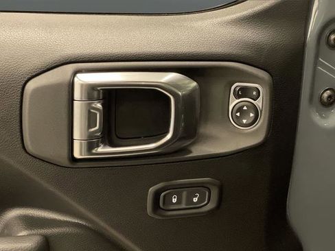 New 2025 Jeep Wrangler Sport S image 27