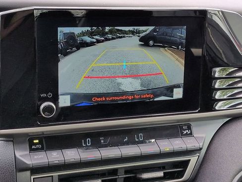 Used 2025 Toyota Camry LE FWD image 26