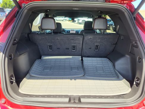 Used 2024 Chevrolet Equinox RS w/ RS Leather Package AWD/4WD image 24