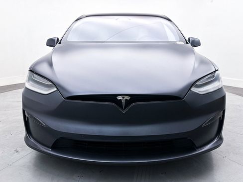 Used 2022 Tesla Model X image 11