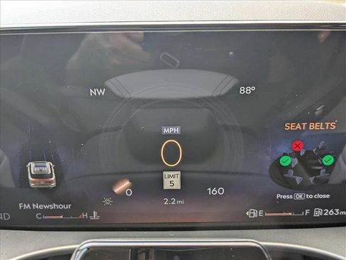 New 2025 Lincoln Aviator AWD image 10