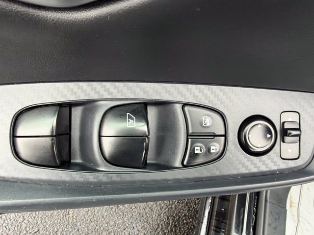Used 2024 Nissan Sentra SV FWD image 19