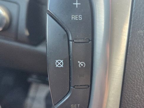 Used 2014 GMC Yukon SLE image 18