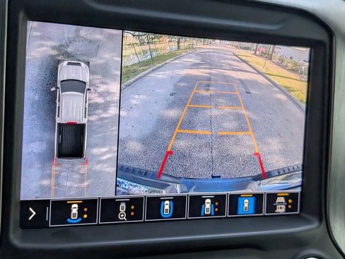 Used 2020 GMC Sierra 2500 Denali w/ Denali Ultimate Package image 32