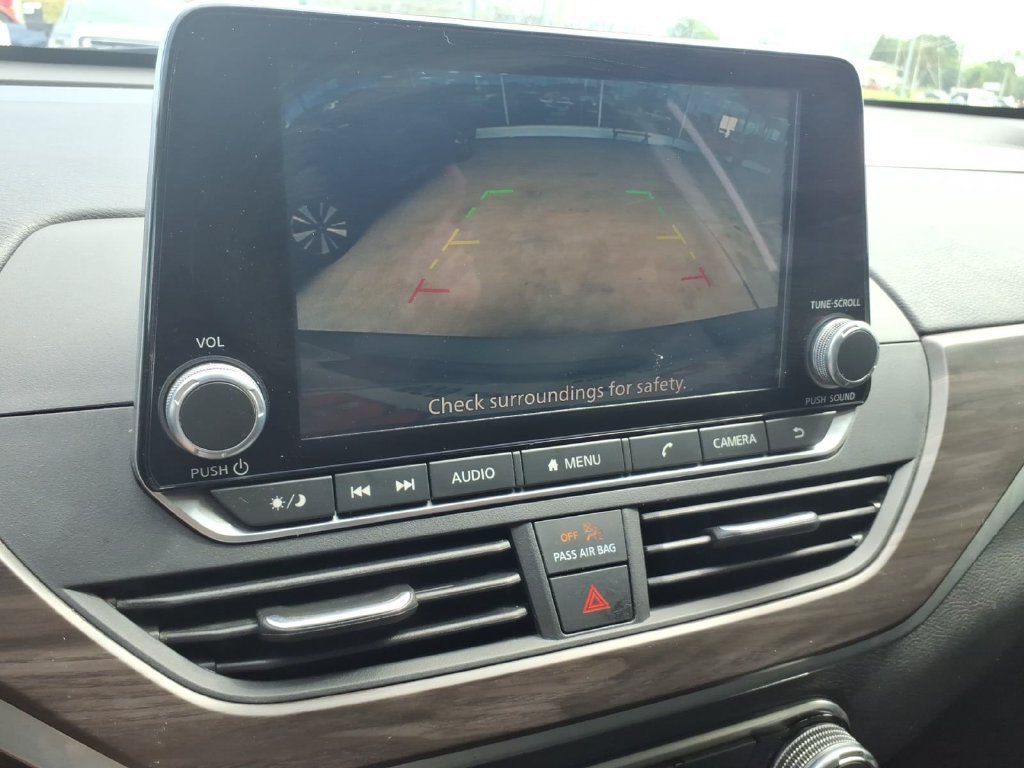 Used 2024 Nissan Altima 2.5 SV FWD image 22