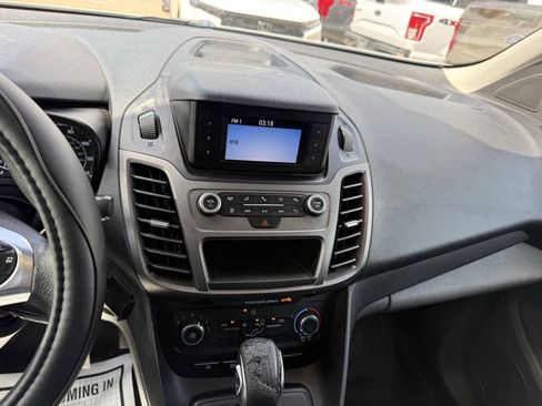 Used 2019 Ford Transit Connect XL FWD image 18
