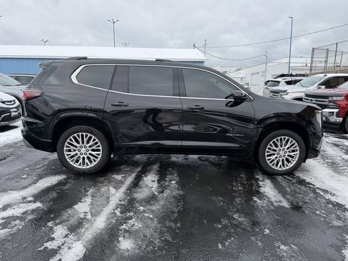 Used 2024 GMC Acadia Denali w/ Super Cruise Package image 8