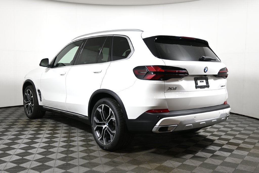 Used 2026 BMW X5 xDrive40i w/ Climate Comfort Package AWD/4WD image 5