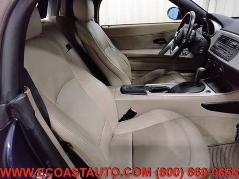 Used 2003 BMW Z4 3.0i image 13