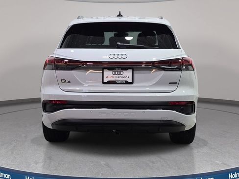 Used 2024 Audi Q4 e-tron Premium Plus w/ Premium Plus AWD/4WD image 7