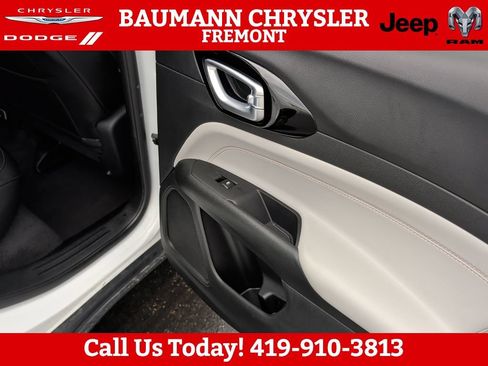 Used 2023 Jeep Compass Limited AWD/4WD image 13