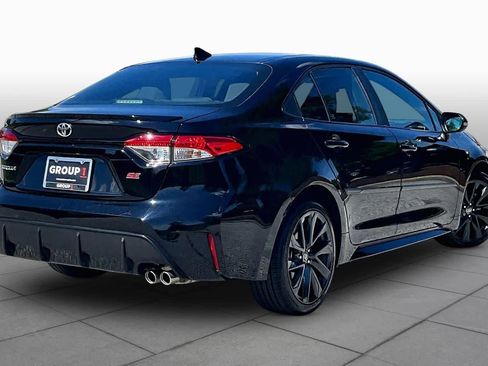 Used 2023 Toyota Corolla SE w/ SE Premium Package FWD image 13