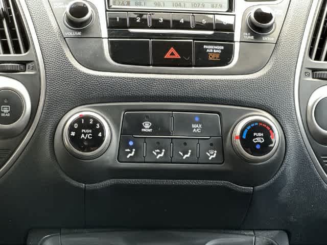 Used 2011 Hyundai Tucson GLS AWD/4WD image 11