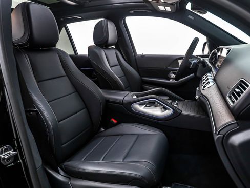 Certified 2025 Mercedes-Benz GLE 350 4MATIC image 8