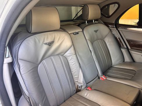 Used 2011 Bentley Mulsanne RWD image 75