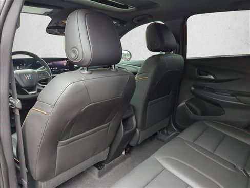 Used 2025 Buick Envista Avenir image 20