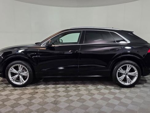 Used 2021 Audi Q8 Premium Plus image 3