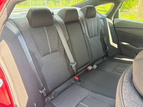 Used 2024 Honda Accord Sport image 34
