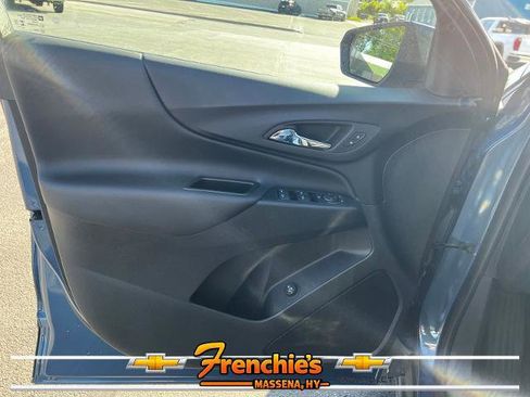 Used 2024 Chevrolet Equinox LT AWD/4WD image 11