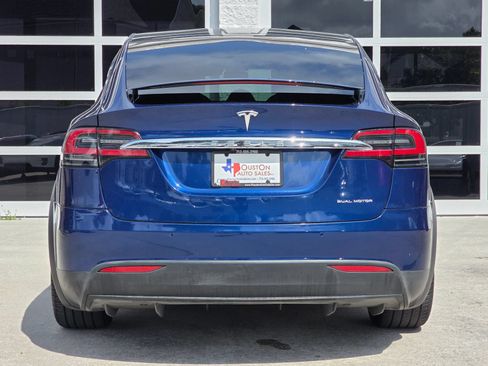 Used 2020 Tesla Model X Long Range AWD/4WD image 7