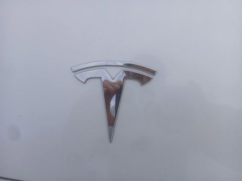 Used 2021 Tesla Model 3 Standard Range Plus image 31