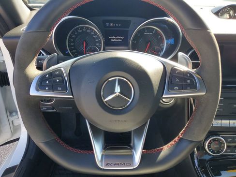 Used 2017 Mercedes-Benz SLC 43 AMG image 21
