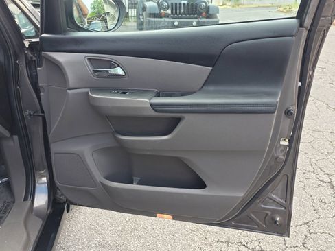 Used 2015 Honda Odyssey EX-L image 29