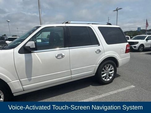 Used 2017 Ford Expedition Limited w/ Equipment Group 301A AWD/4WD image 10