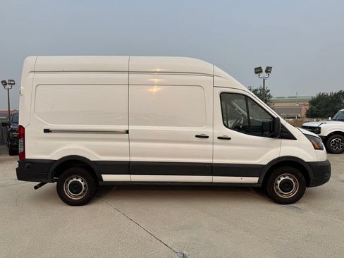Used 2024 Ford Transit 250 148 High Roof RWD image 2