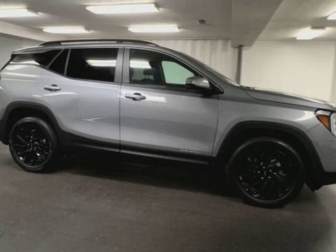 Certified 2024 GMC Terrain SLE w/ Driver Convenience Package AWD/4WD image 9