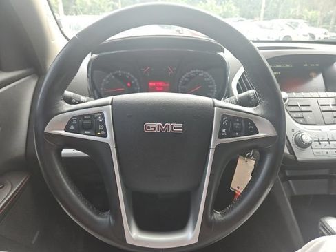 Used 2015 GMC Terrain SLE w/ Safety Package AWD/4WD image 19