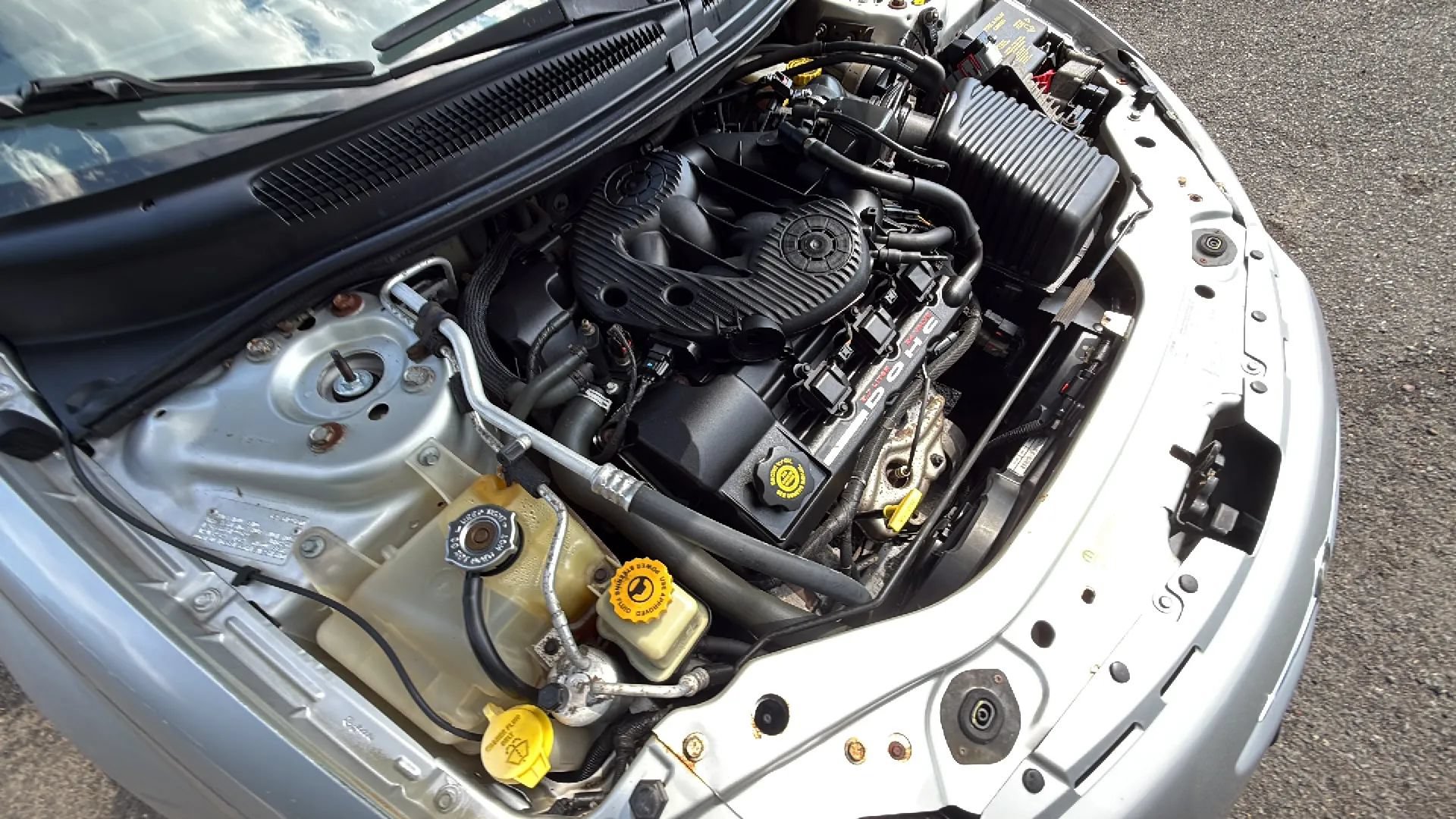 Used 2002 Chrysler Sebring LXi w/ Security Group FWD image 42