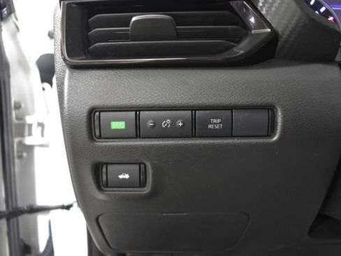 Certified 2024 Nissan Sentra SV w/ All-Weather Package image 13