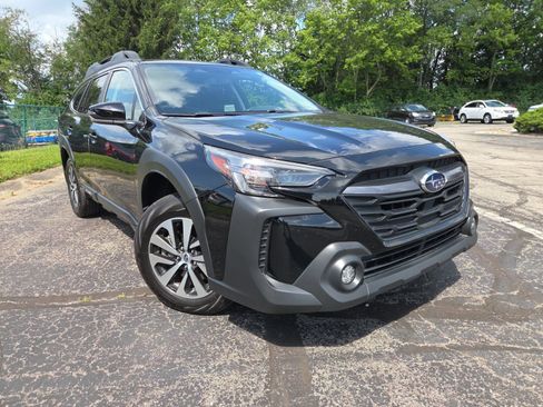 Certified 2025 Subaru Outback Premium AWD/4WD image 21
