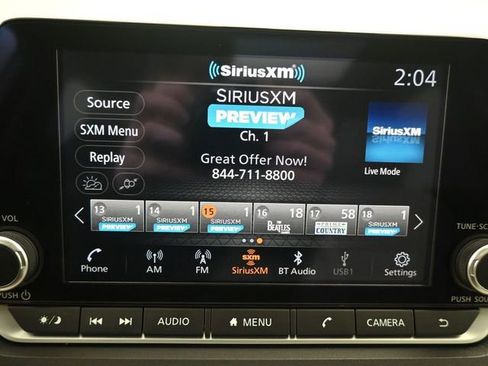 Used 2023 Nissan Rogue SV w/ SV Premium B Package image 11