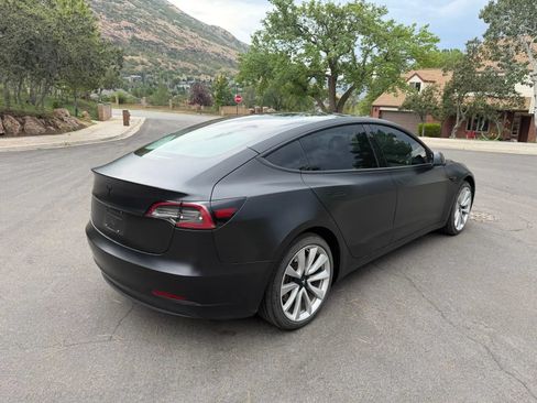 Used 2018 Tesla Model 3 Long Range RWD image 5