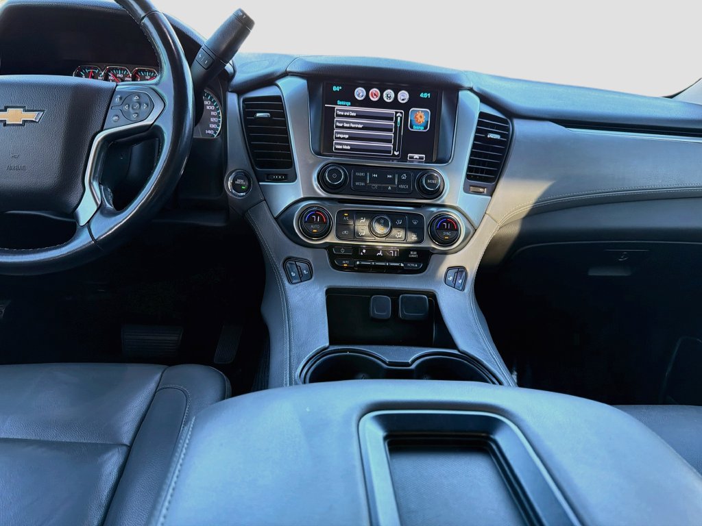 Used 2019 Chevrolet Tahoe LT w/ Luxury Package RWD image 19