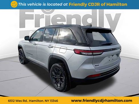 New 2025 Jeep Grand Cherokee Limited w/ MOPAR Finishing Package image 3