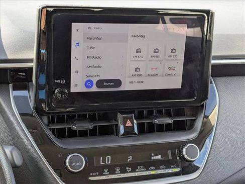 Used 2024 Toyota Corolla LE image 15