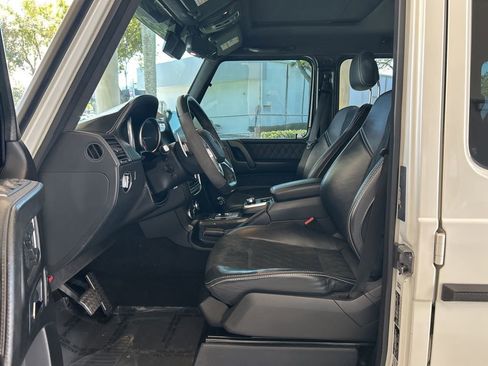 Used 2017 Mercedes-Benz G 550 Squared image 5
