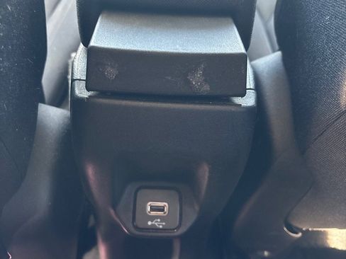 Used 2020 Jeep Renegade Latitude image 13