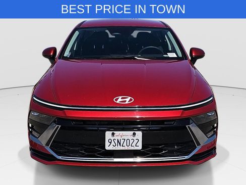 Used 2025 Hyundai Sonata SEL FWD image 2
