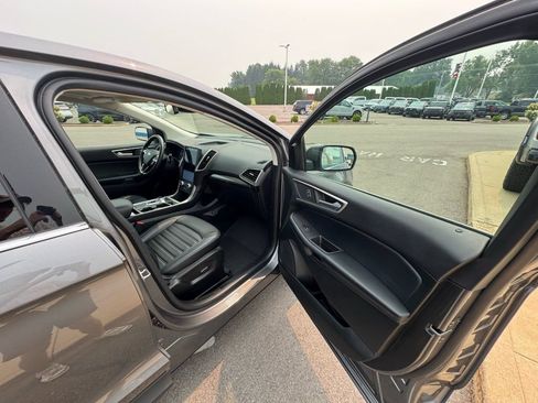 Certified 2023 Ford Edge SEL w/ Convenience Package AWD/4WD image 11