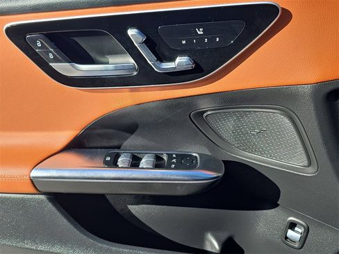 Used 2022 Mercedes-Benz C 300 Sedan image 31