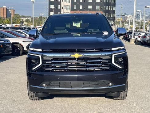 New 2026 Chevrolet Suburban Premier w/ Sun And Tow Package image 3