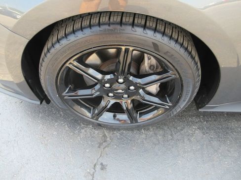 Used 2019 Ford Mustang GT w/ Black Accent Package RWD image 13